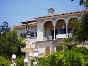 The Etiquette of Old Money Versus New Wealth